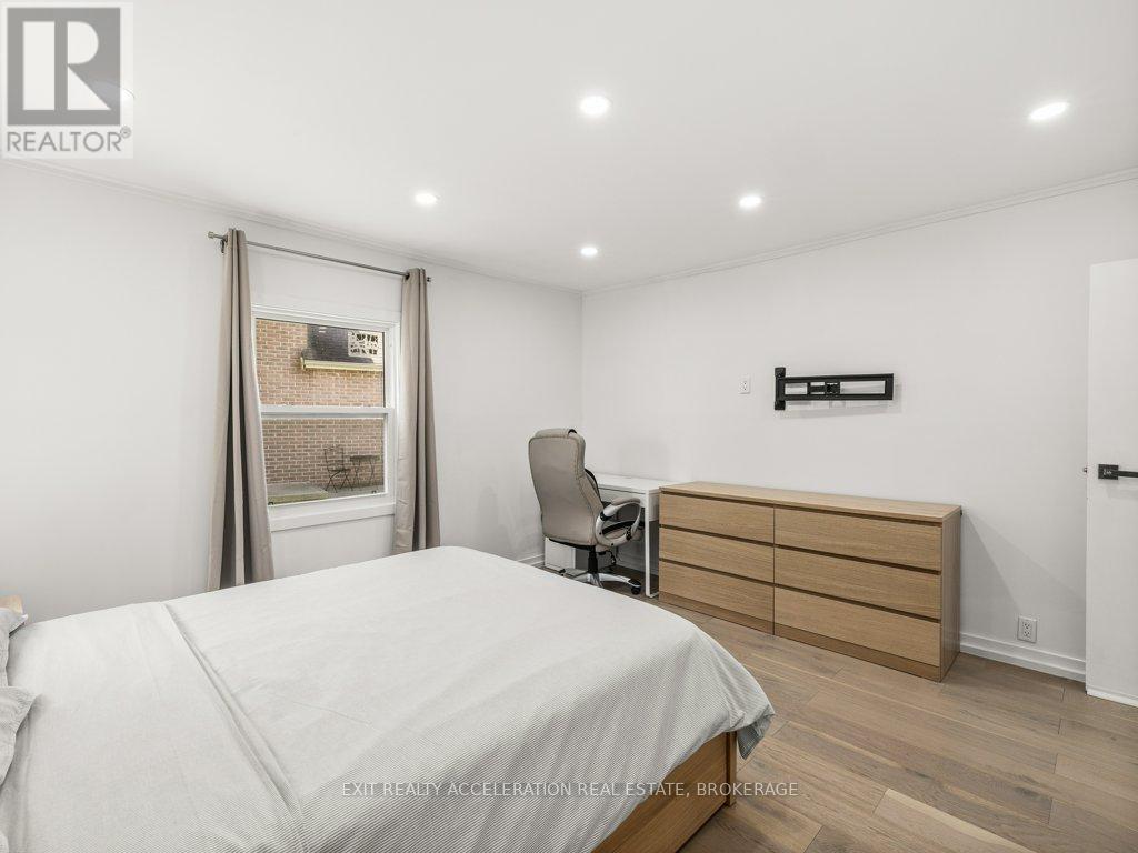 84 Main Street, Deseronto (Deseronto (Town)), ON - Indoor Photo Showing Bedroom