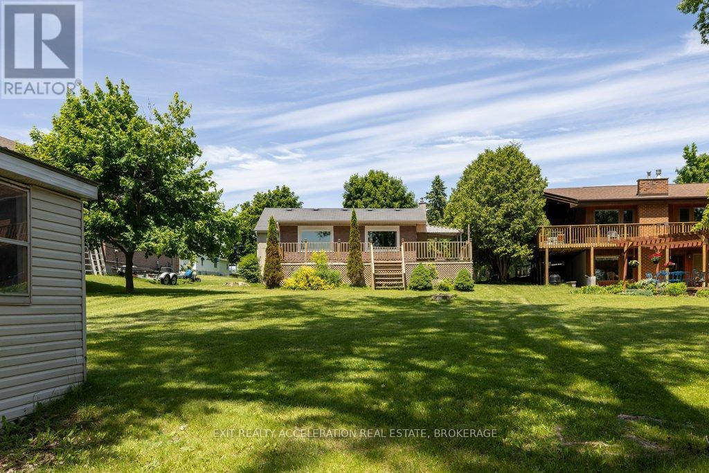 84 Main Street, Deseronto (Deseronto (Town)), ON - Outdoor With Deck Patio Veranda