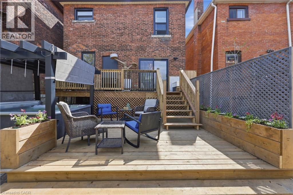 361 Cumberland Avenue, Hamilton, ON - Outdoor With Deck Patio Veranda With Exterior