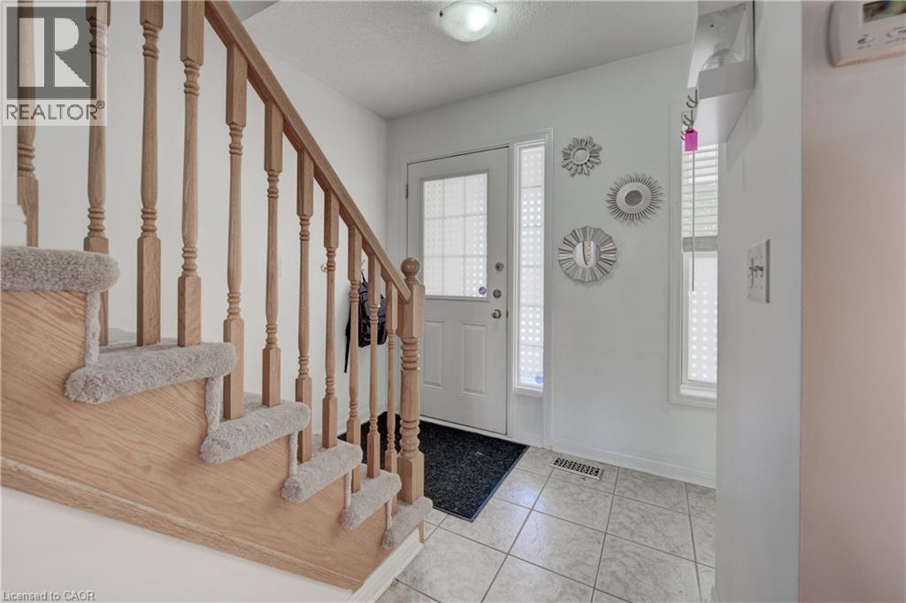 12 Bugdale Drive, Cambridge, ON - Indoor Photo Showing Other Room