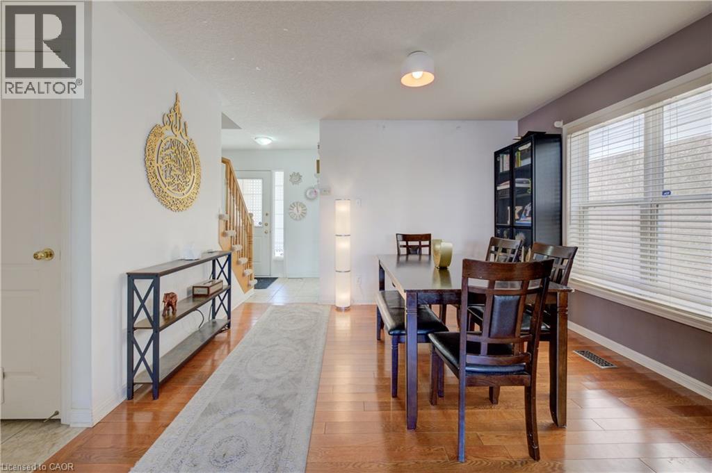 12 Bugdale Drive, Cambridge, ON - Indoor Photo Showing Dining Room