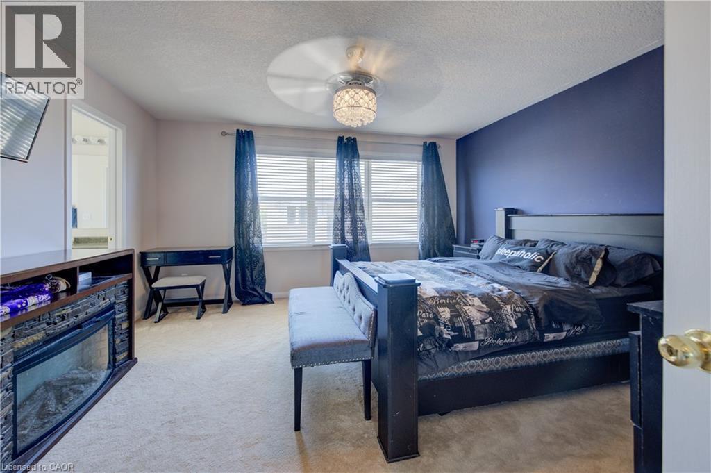 12 Bugdale Drive, Cambridge, ON - Indoor Photo Showing Bedroom
