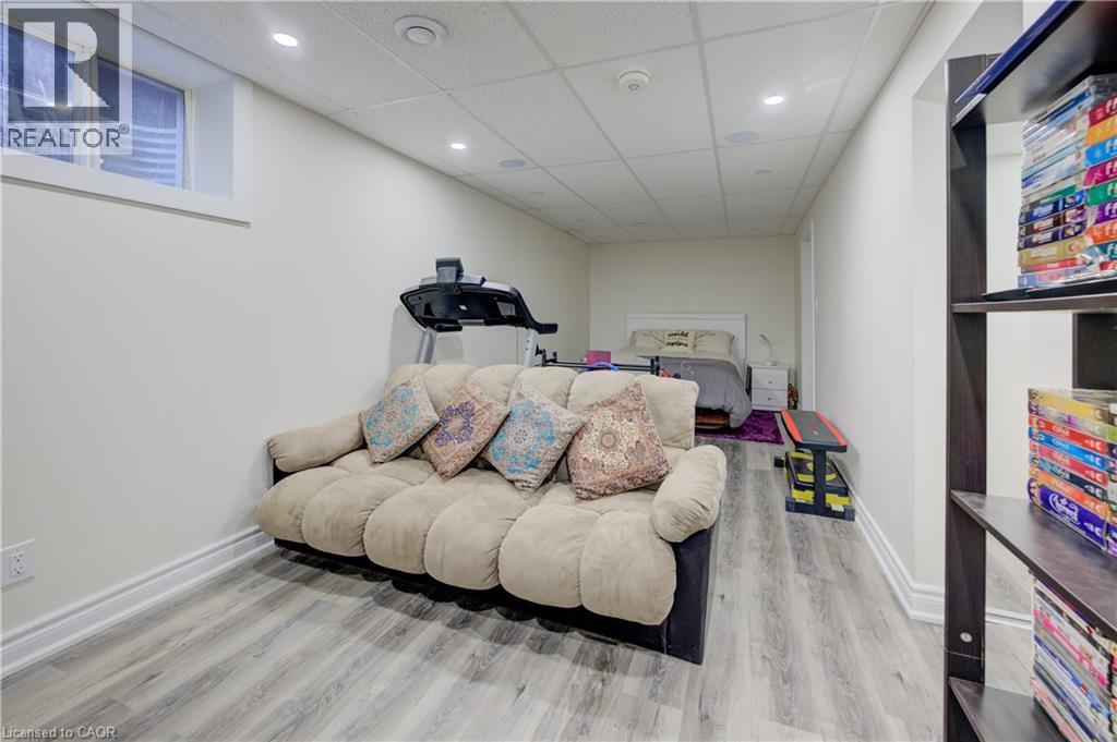 12 Bugdale Drive, Cambridge, ON - Indoor