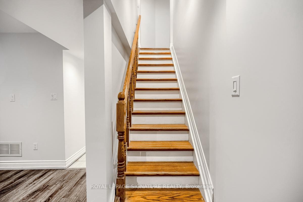 5444 Longford Drive, Mississauga, ON