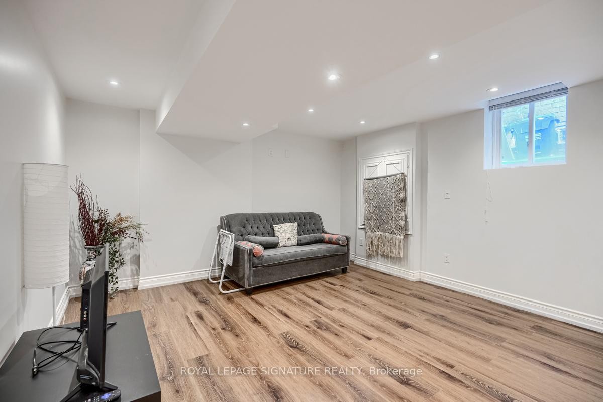 5444 Longford Drive, Mississauga, ON