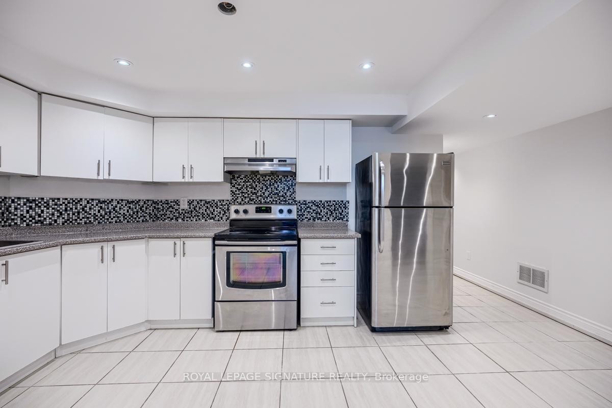5444 Longford Drive, Mississauga, ON