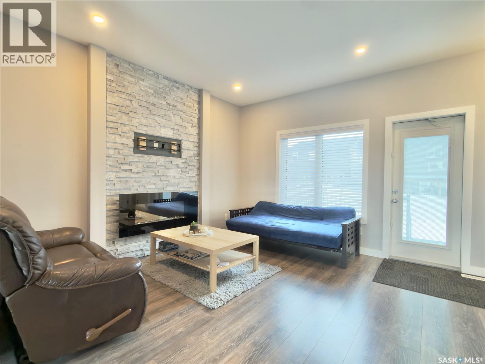 254 Brighton Gate, Saskatoon, SK - Indoor Photo Showing Other Room