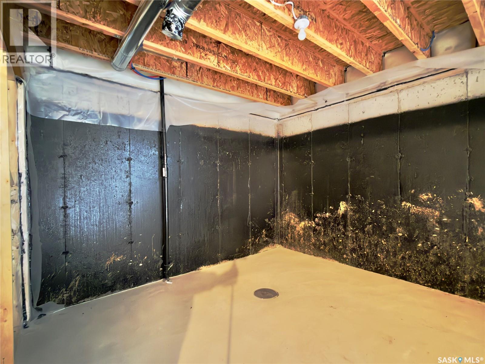 254 Brighton Gate, Saskatoon, SK - Indoor Photo Showing Basement