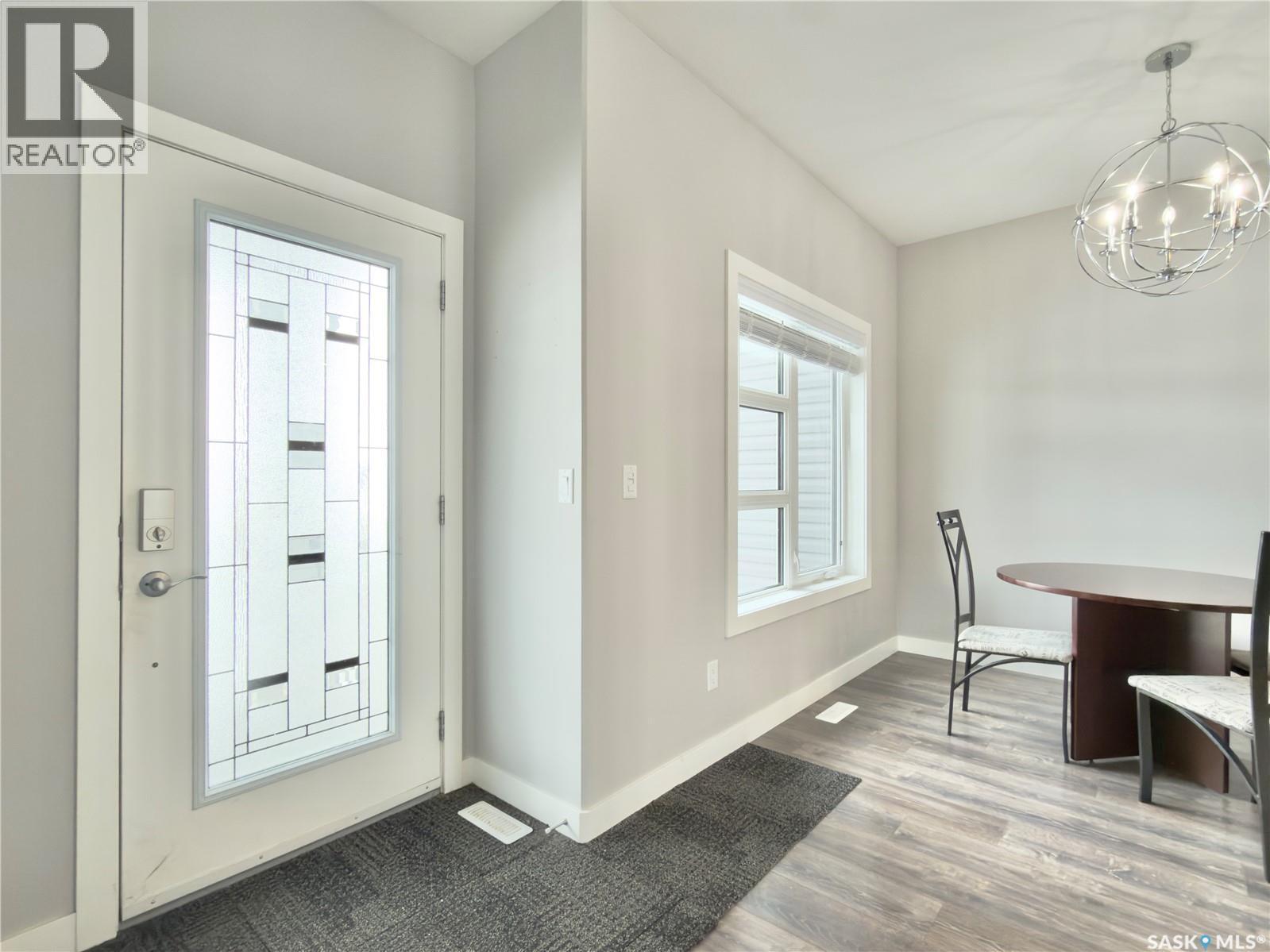 254 Brighton Gate, Saskatoon, SK - Indoor