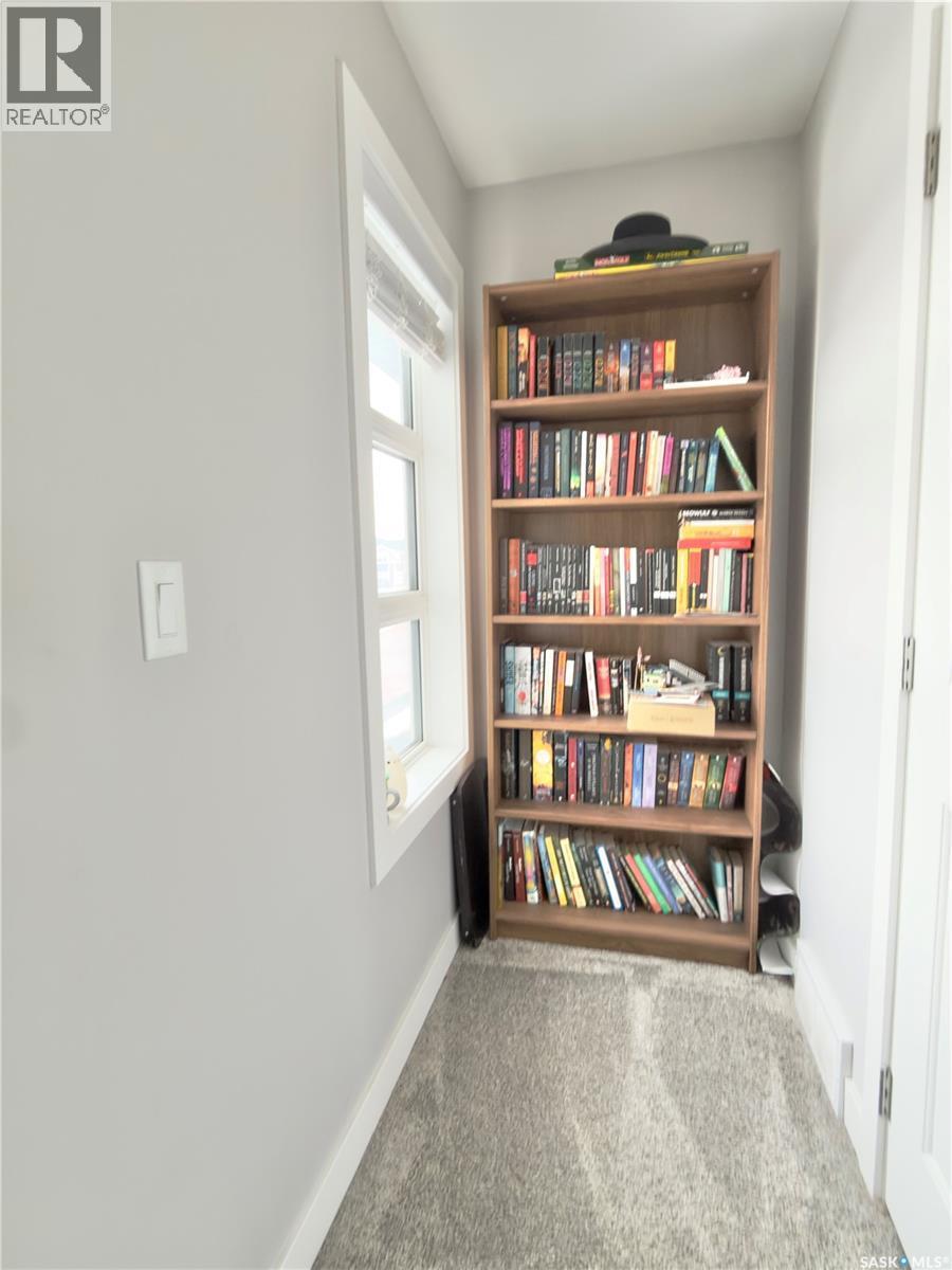 254 Brighton Gate, Saskatoon, SK - Indoor