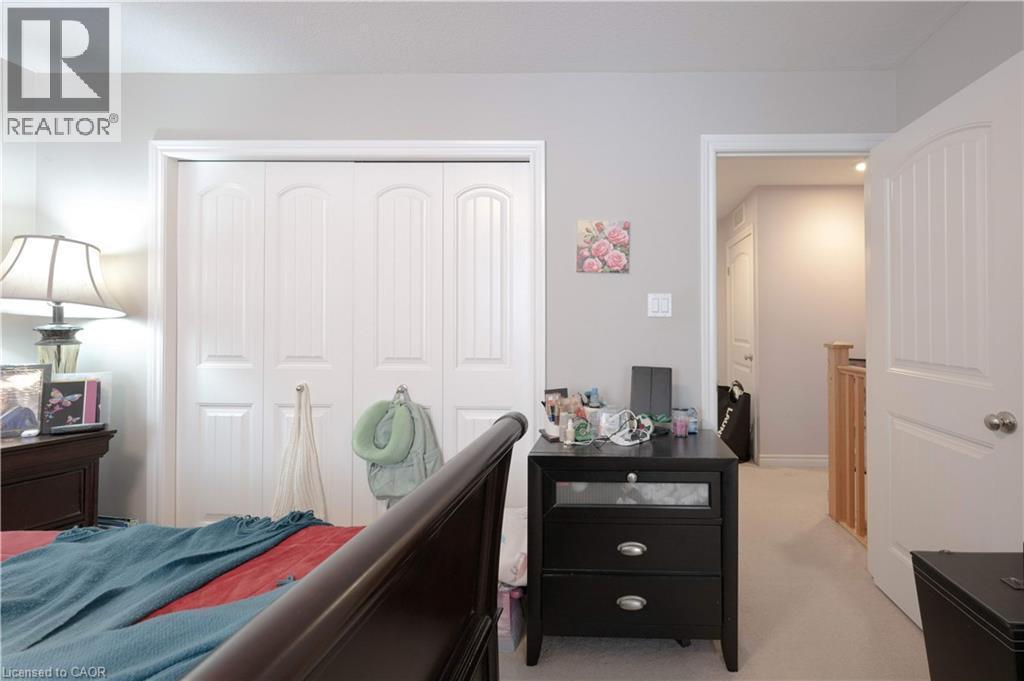 Carpeted bedroom featuring a closet - 535 Margaret Street Unit# 74, Cambridge, ON - Indoor Photo Showing Bedroom