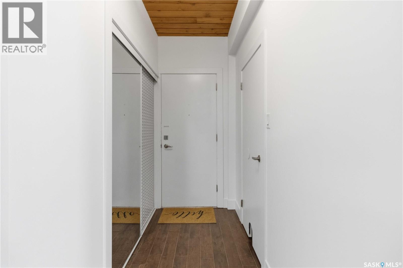 301 415 3Rd Avenue N, Saskatoon, SK - Indoor Photo Showing Other Room