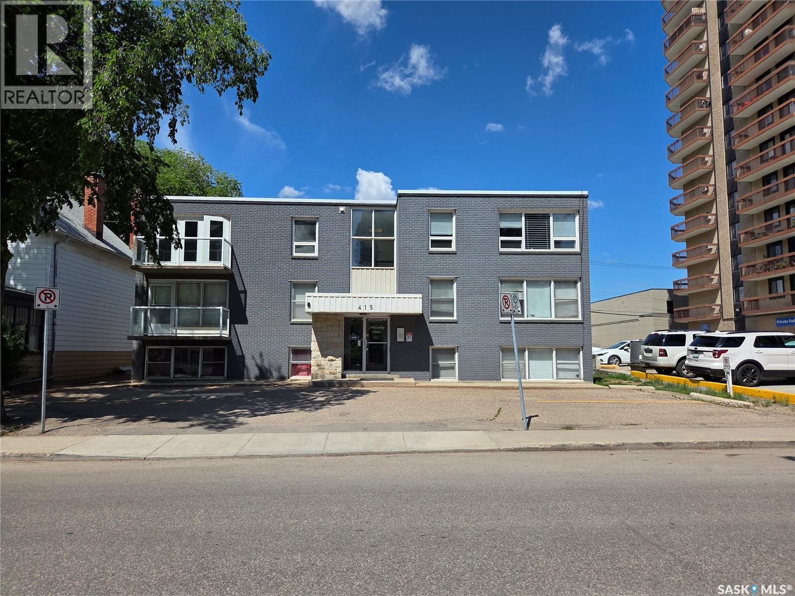 301 415 3Rd Avenue N, Saskatoon, SK - Outdoor With Facade