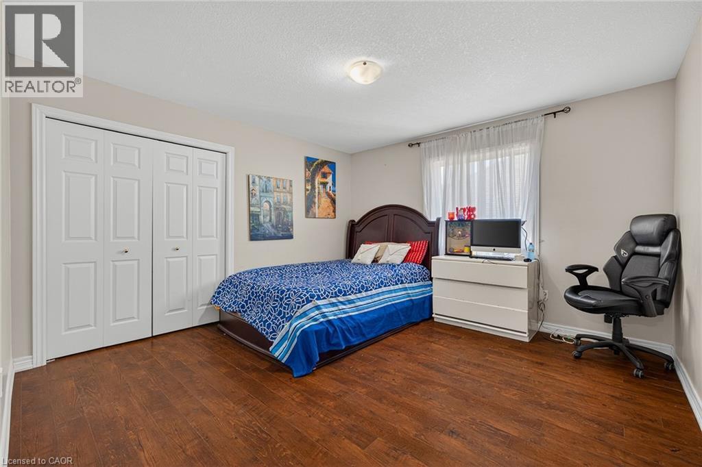 14 Hearthbridge Street, Kitchener, ON - Indoor Photo Showing Bedroom