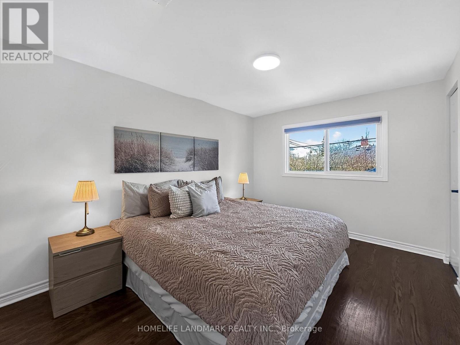 1166 Kingsholm Drive, Mississauga, ON - Indoor Photo Showing Bedroom