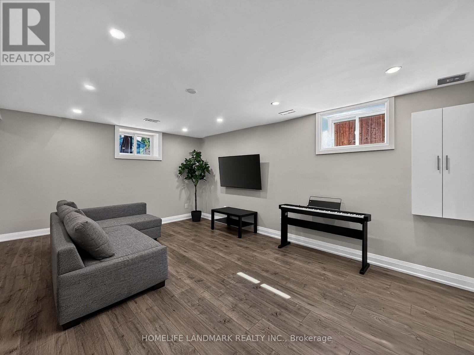1166 Kingsholm Drive, Mississauga, ON - Indoor Photo Showing Other Room