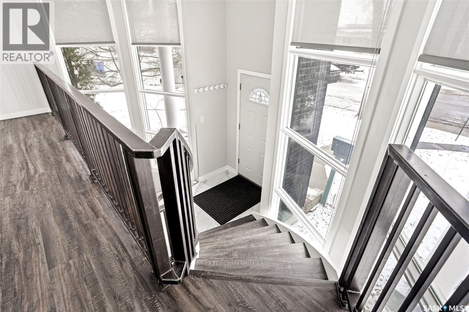 34 Dewar Bay, Regina, SK - Indoor Photo Showing Other Room