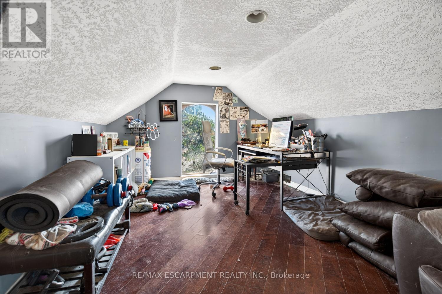 38 Hess Street S, Hamilton, ON - Indoor