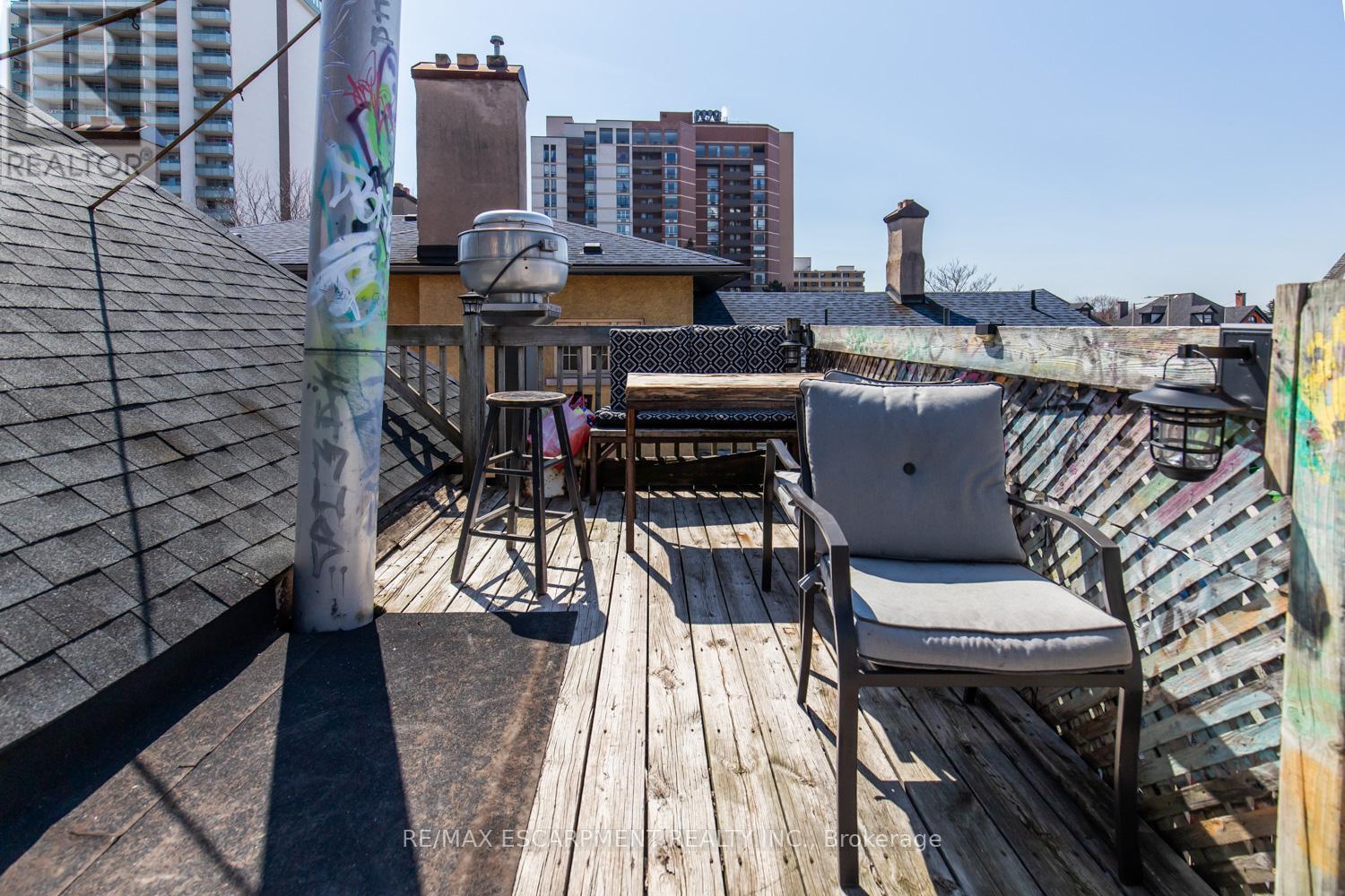 38 Hess Street S, Hamilton, ON - Outdoor