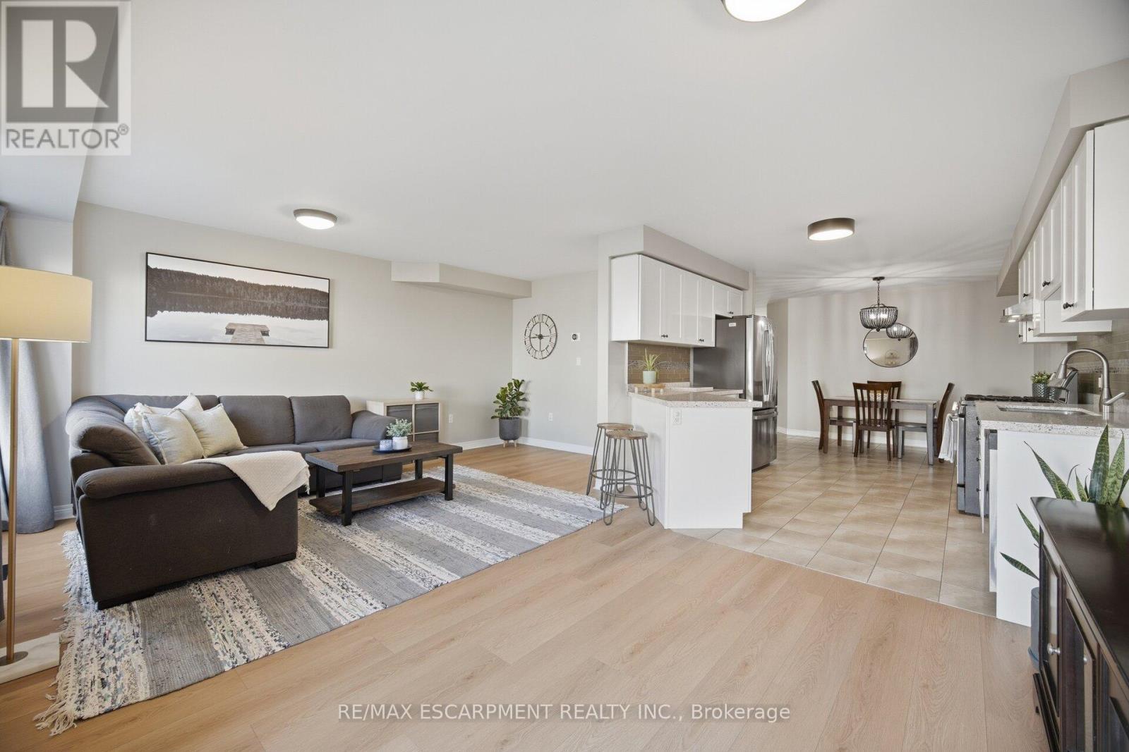 92 Celestial Crescent, Hamilton, ON - Indoor