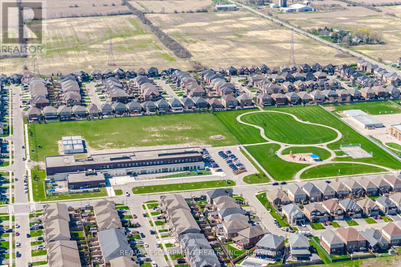 92 Celestial Crescent, Hamilton, ON - With View