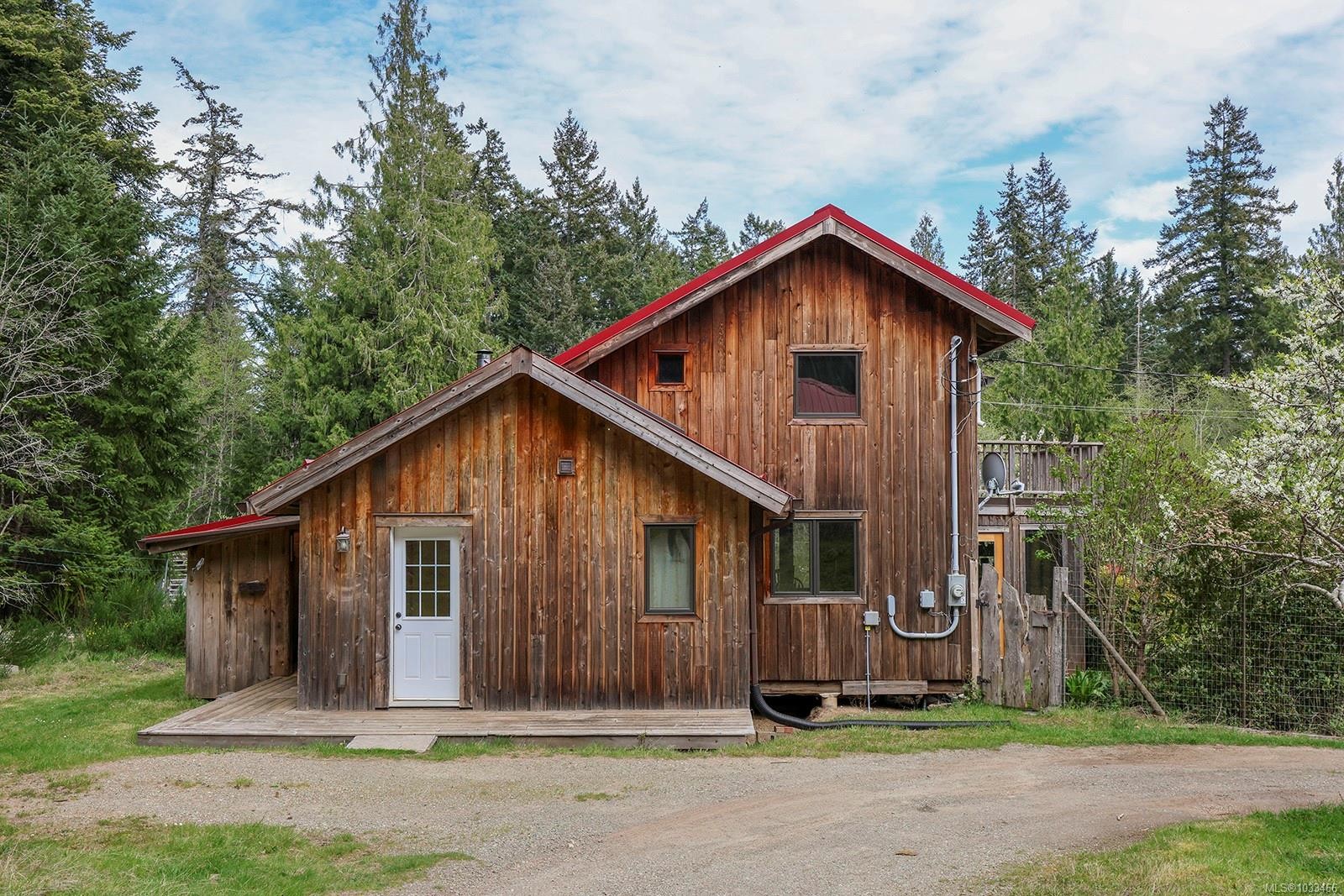 9210 Mcfarlane Rd, Denman Island, BC