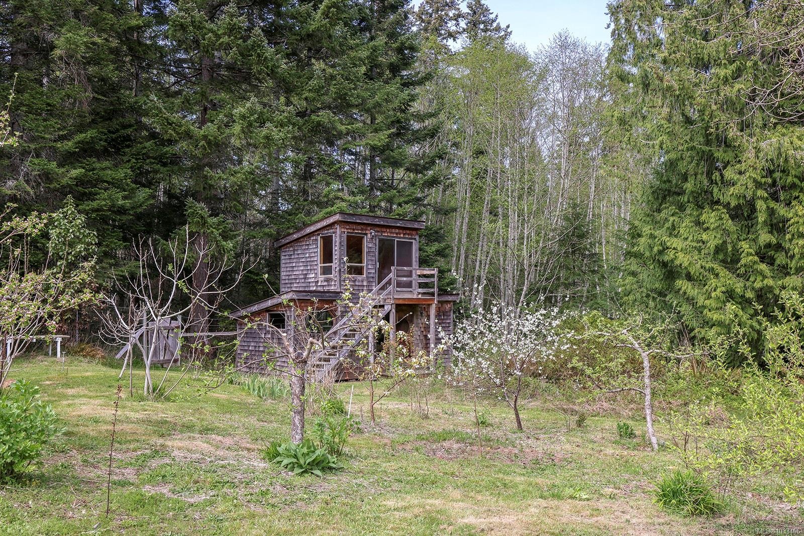 9210 Mcfarlane Rd, Denman Island, BC