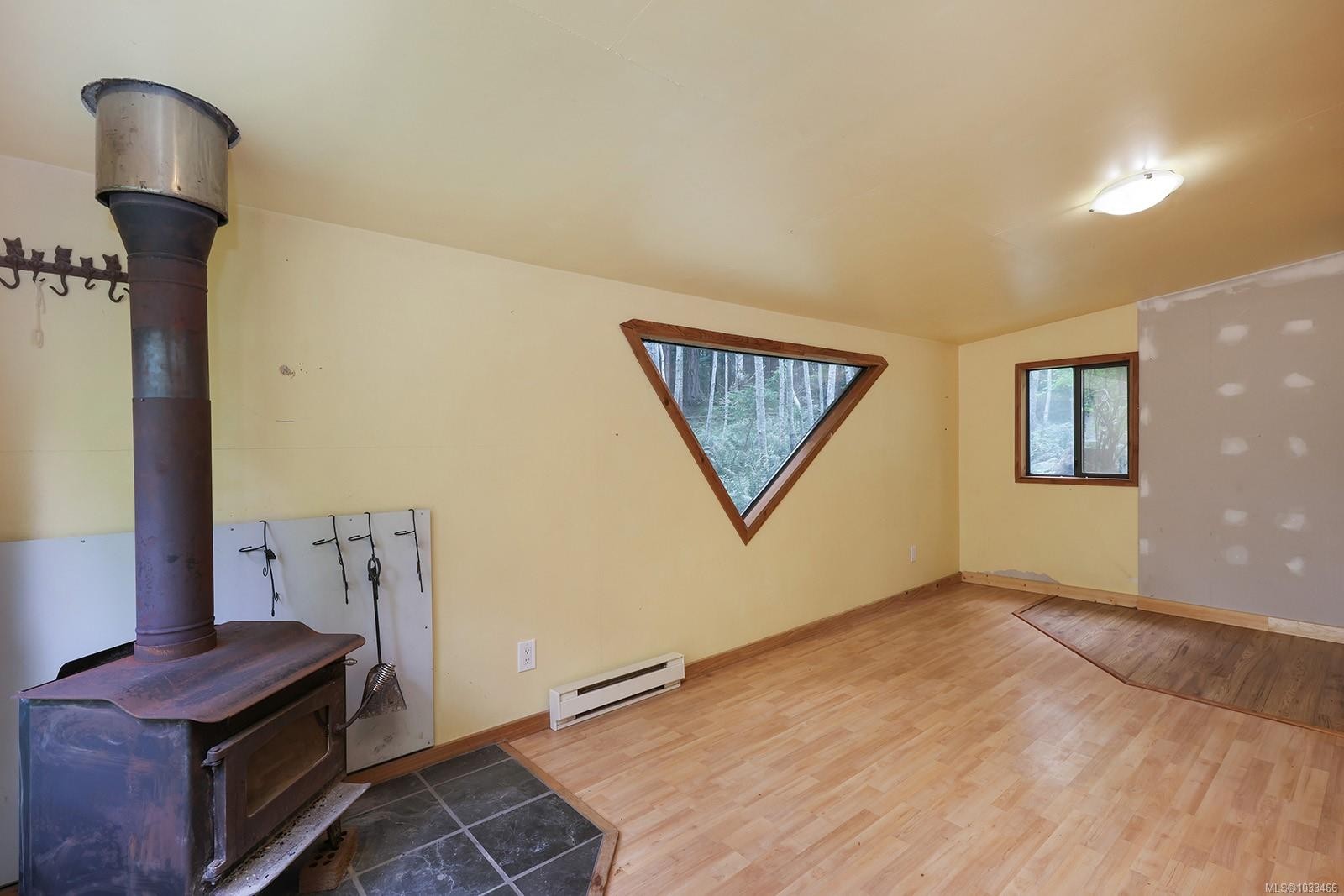 9210 Mcfarlane Rd, Denman Island, BC