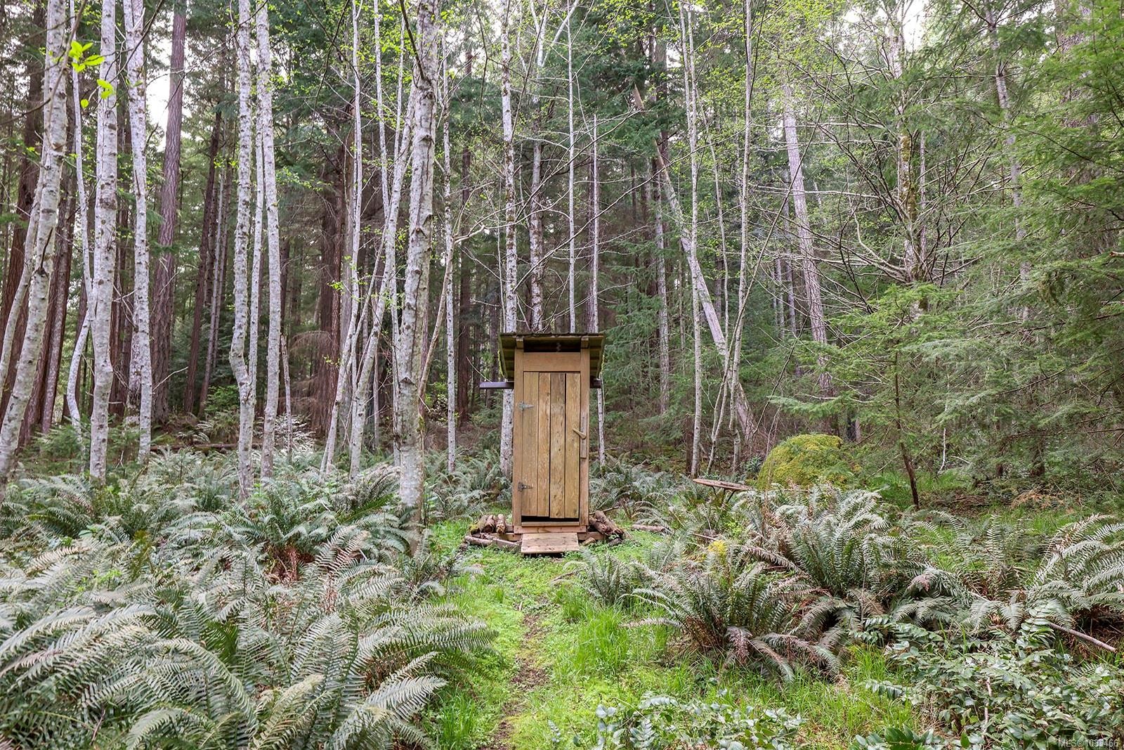 9210 Mcfarlane Rd, Denman Island, BC