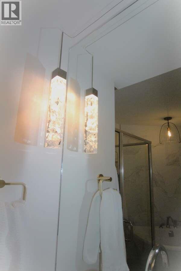 2897 Robinson Road, Lake Country, BC - Indoor Photo Showing Bathroom