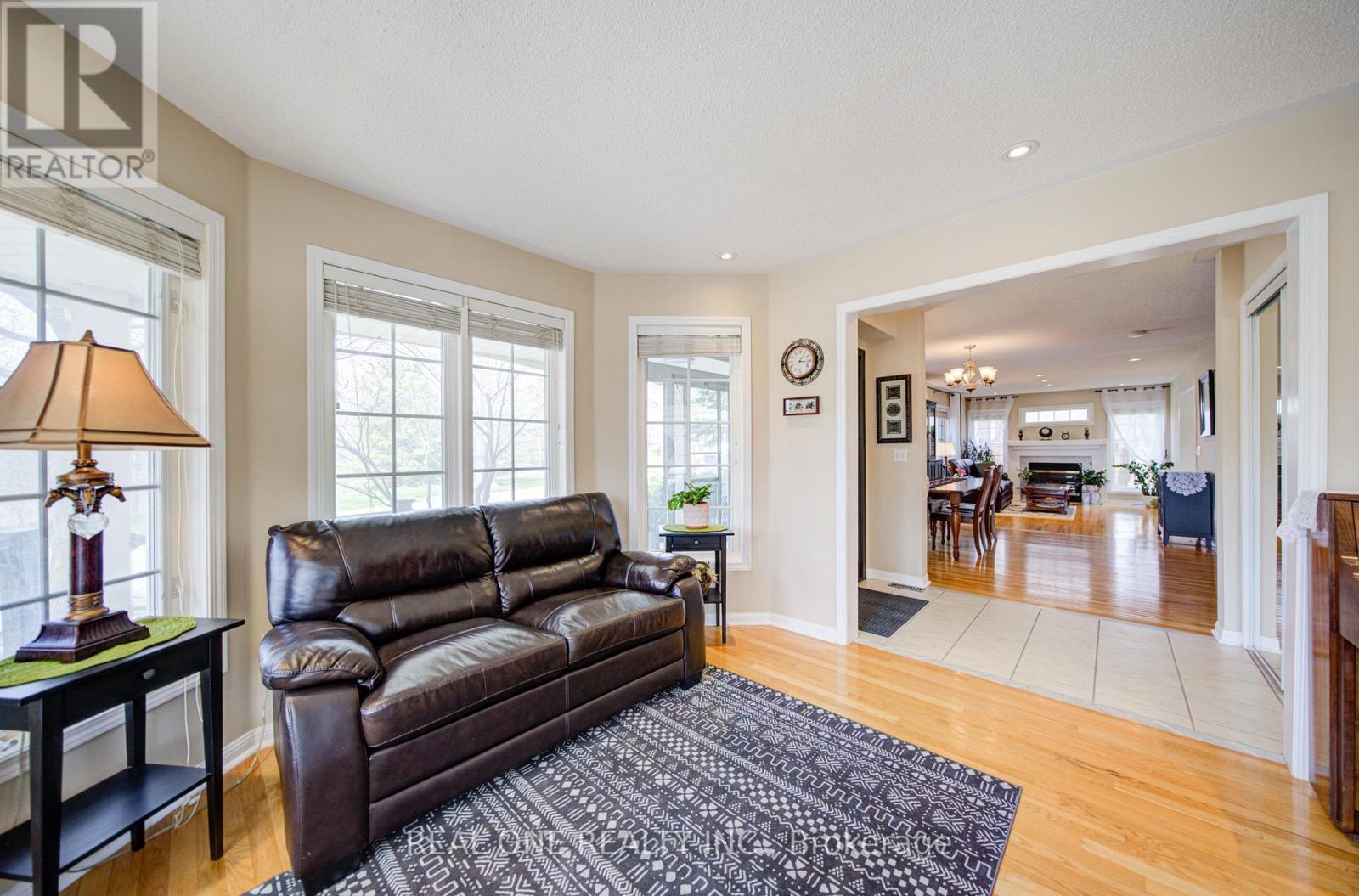 2 Drawbridge Drive, Markham, ON