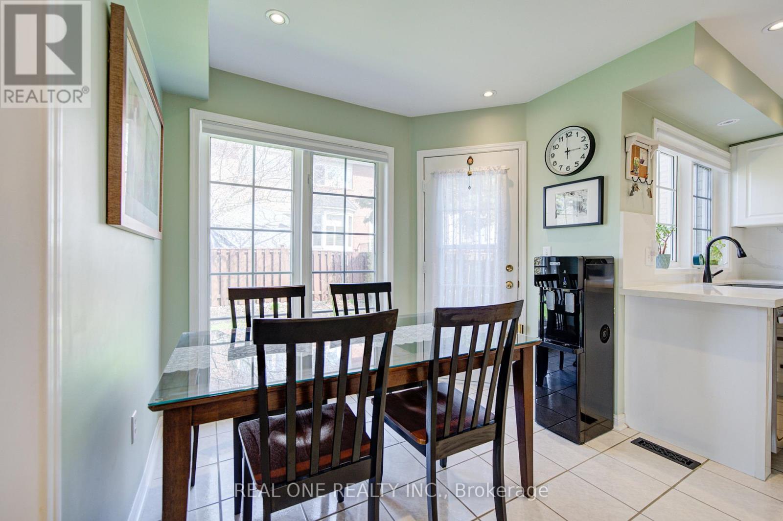 2 Drawbridge Drive, Markham, ON