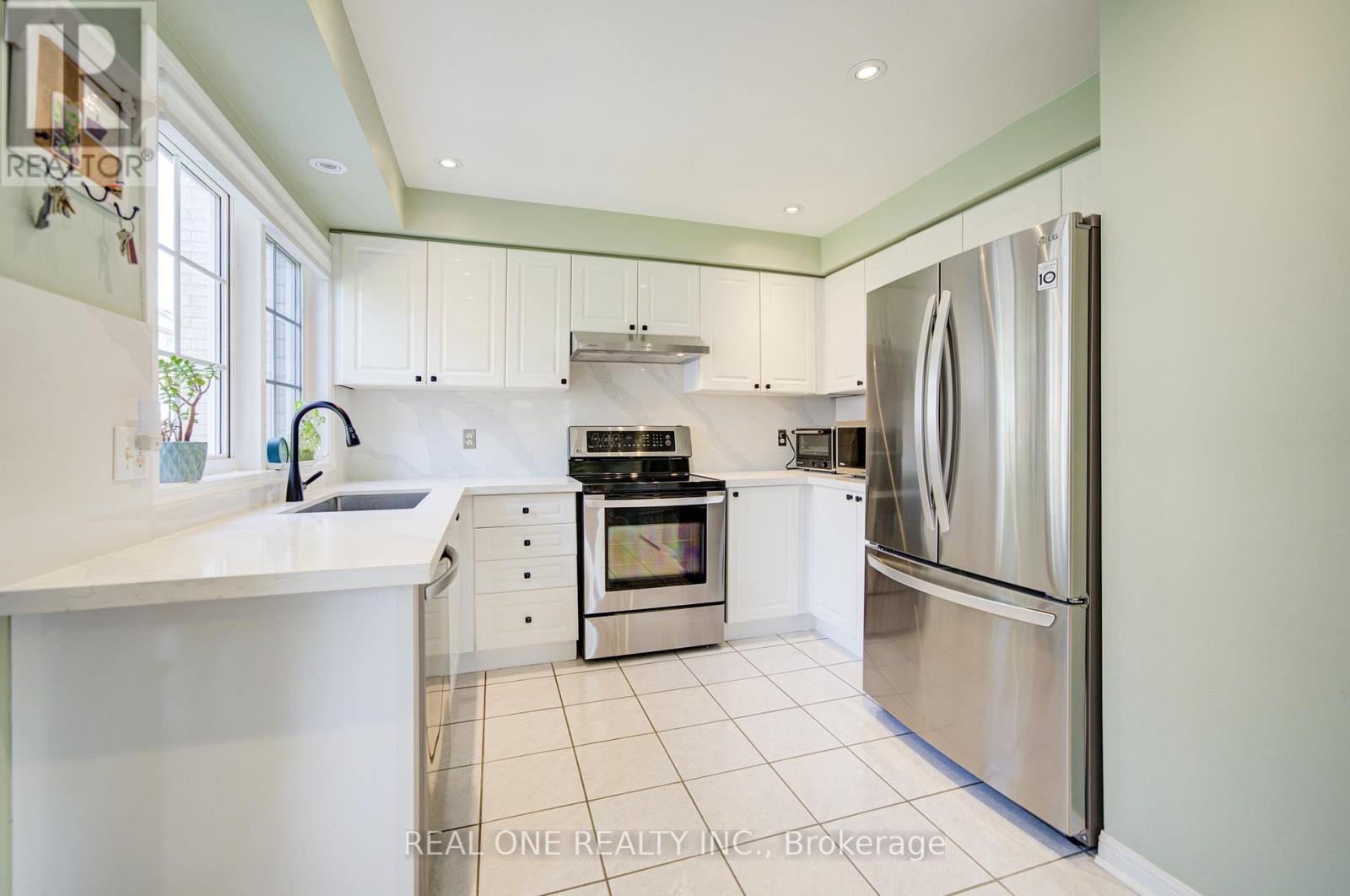 2 Drawbridge Drive, Markham, ON