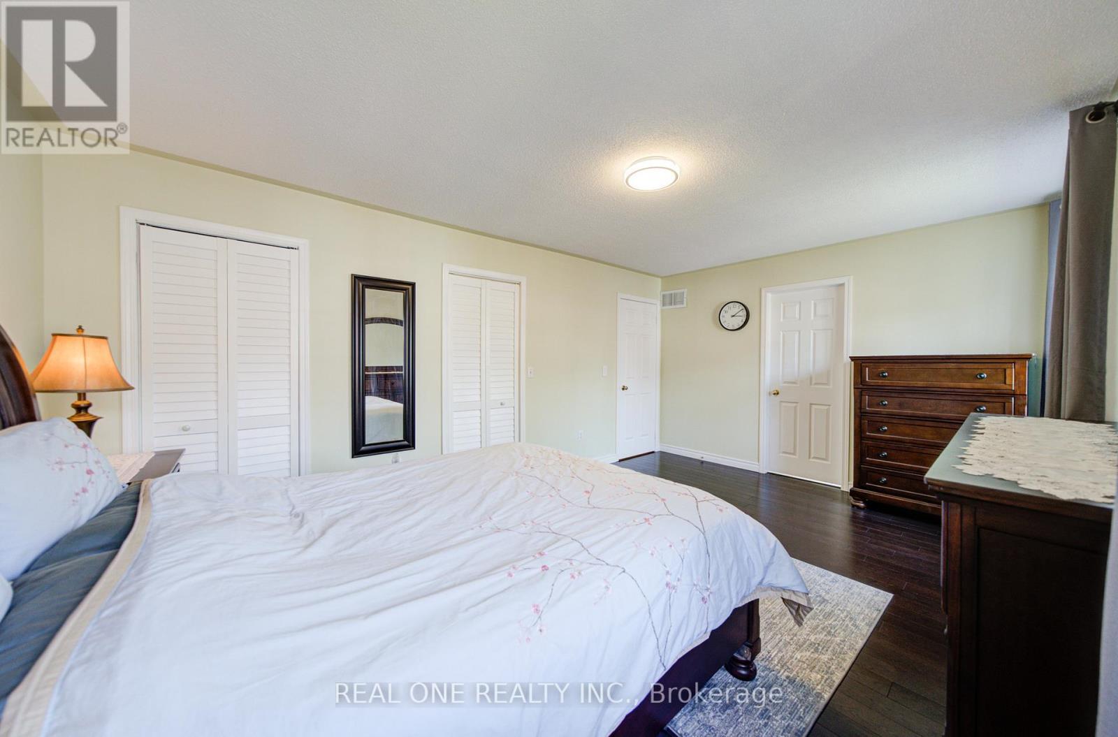 2 Drawbridge Drive, Markham, ON