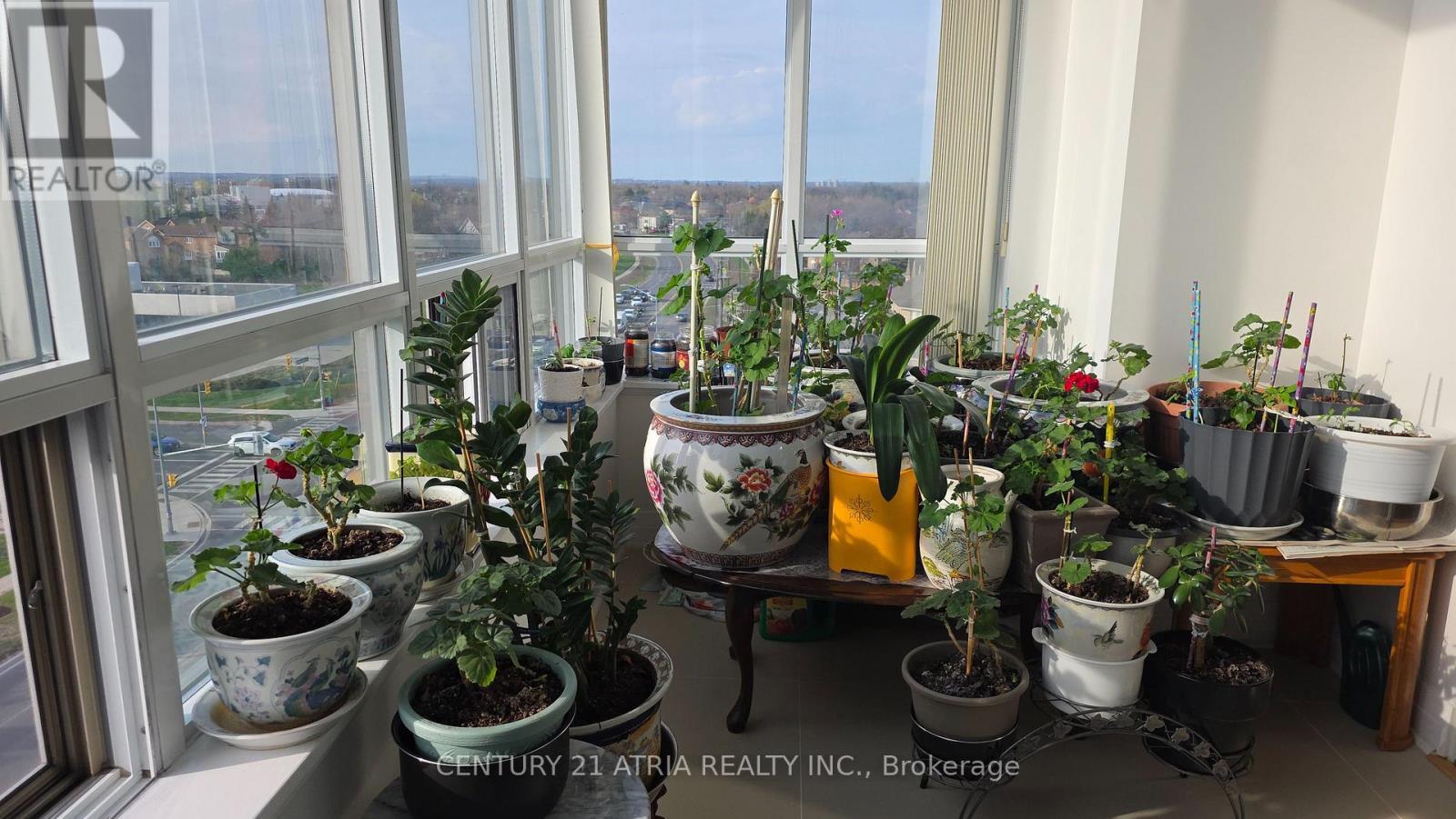 Ph06 - 7363 Kennedy Road, Markham, ON - Indoor