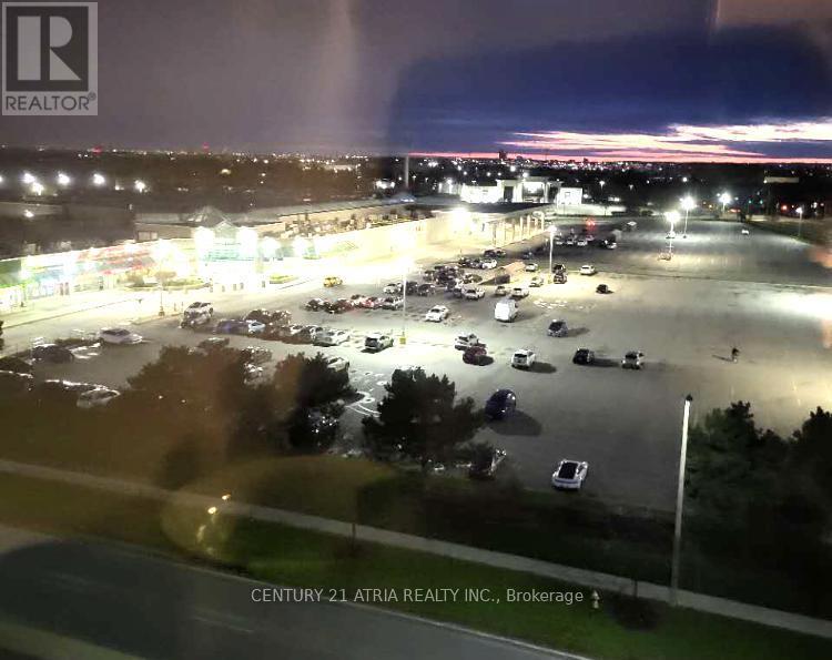 Ph06 - 7363 Kennedy Road, Markham, ON - With View