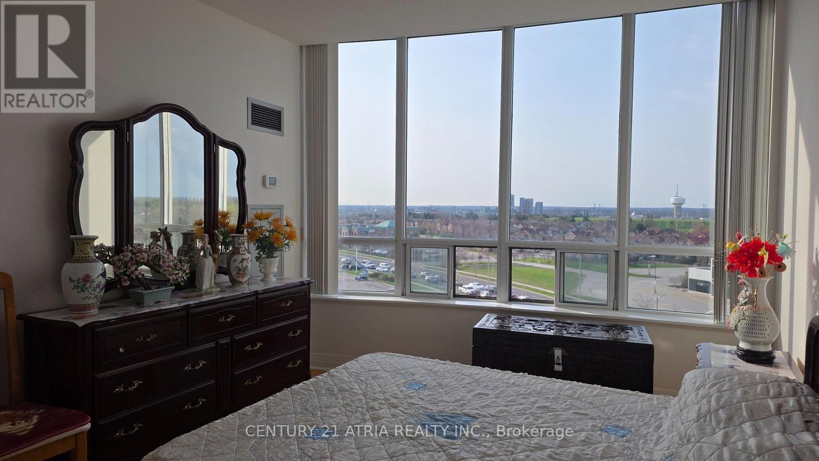 Ph06 - 7363 Kennedy Road, Markham, ON - Indoor Photo Showing Bedroom