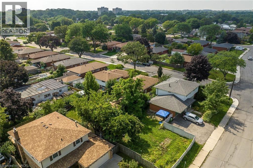 5 Burrwood Drive, Hamilton, ON - Outdoor With View