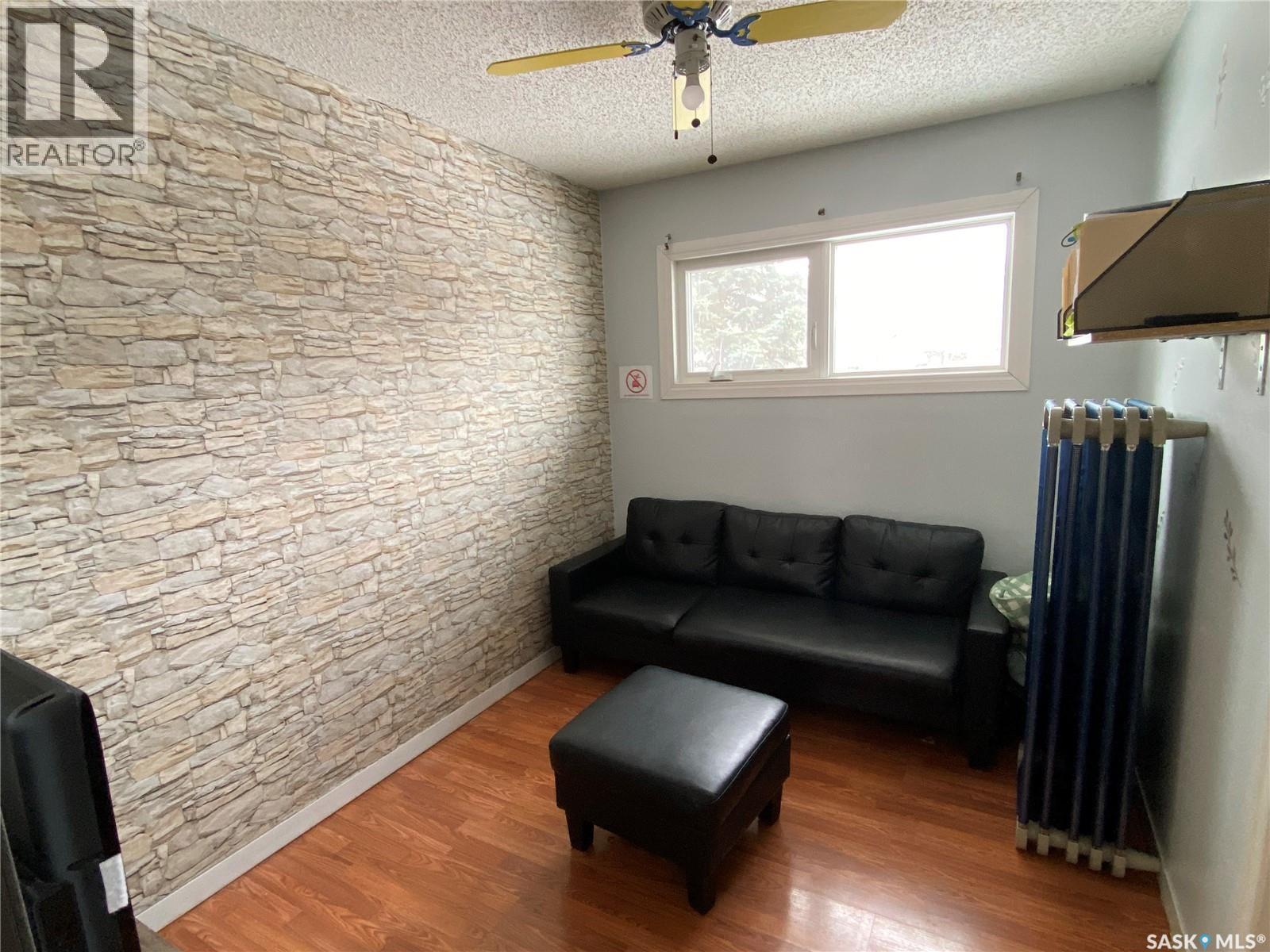 102 Bailey Drive, Yorkton, SK - Indoor