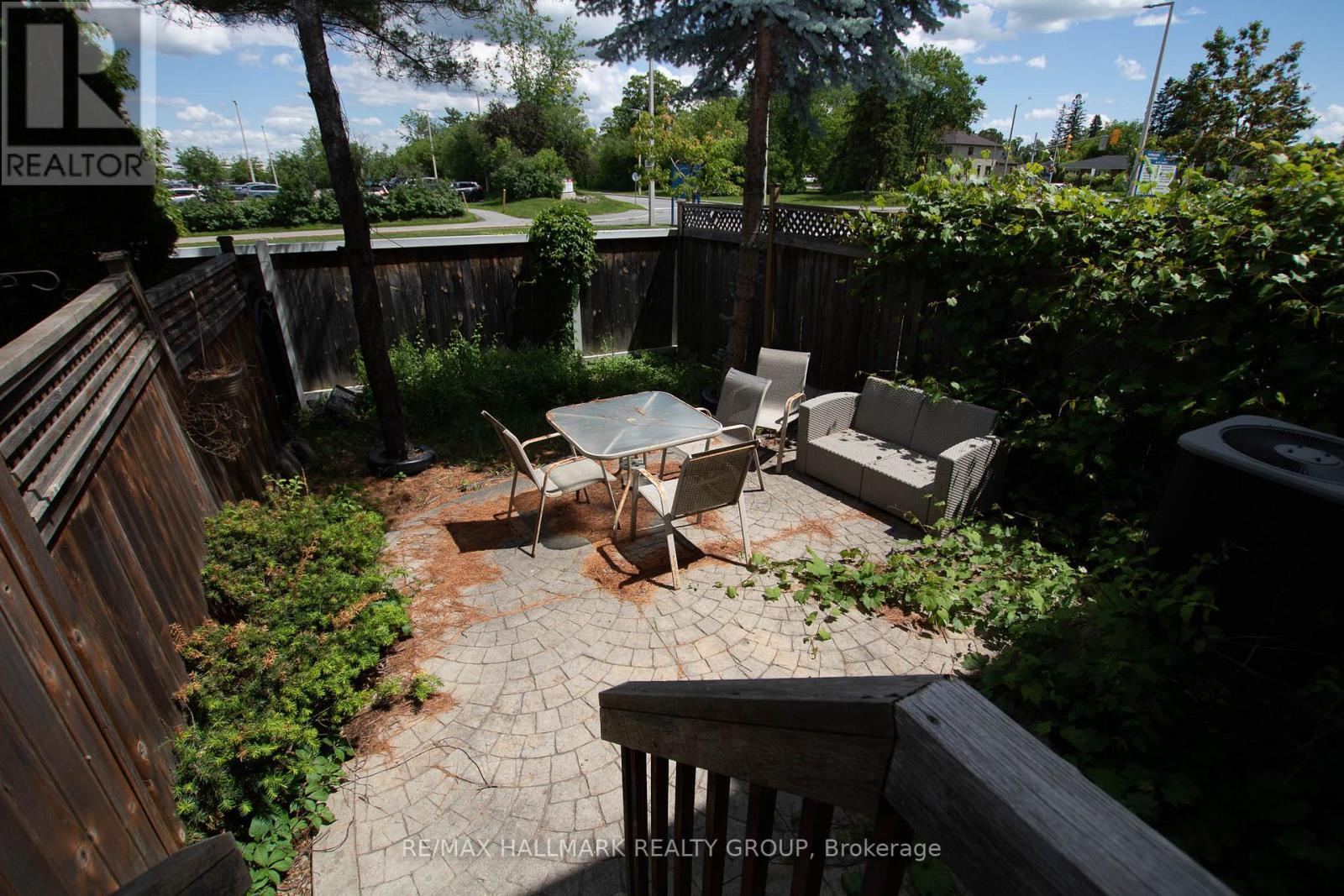 317 Freedom Private, Ottawa, ON - Outdoor