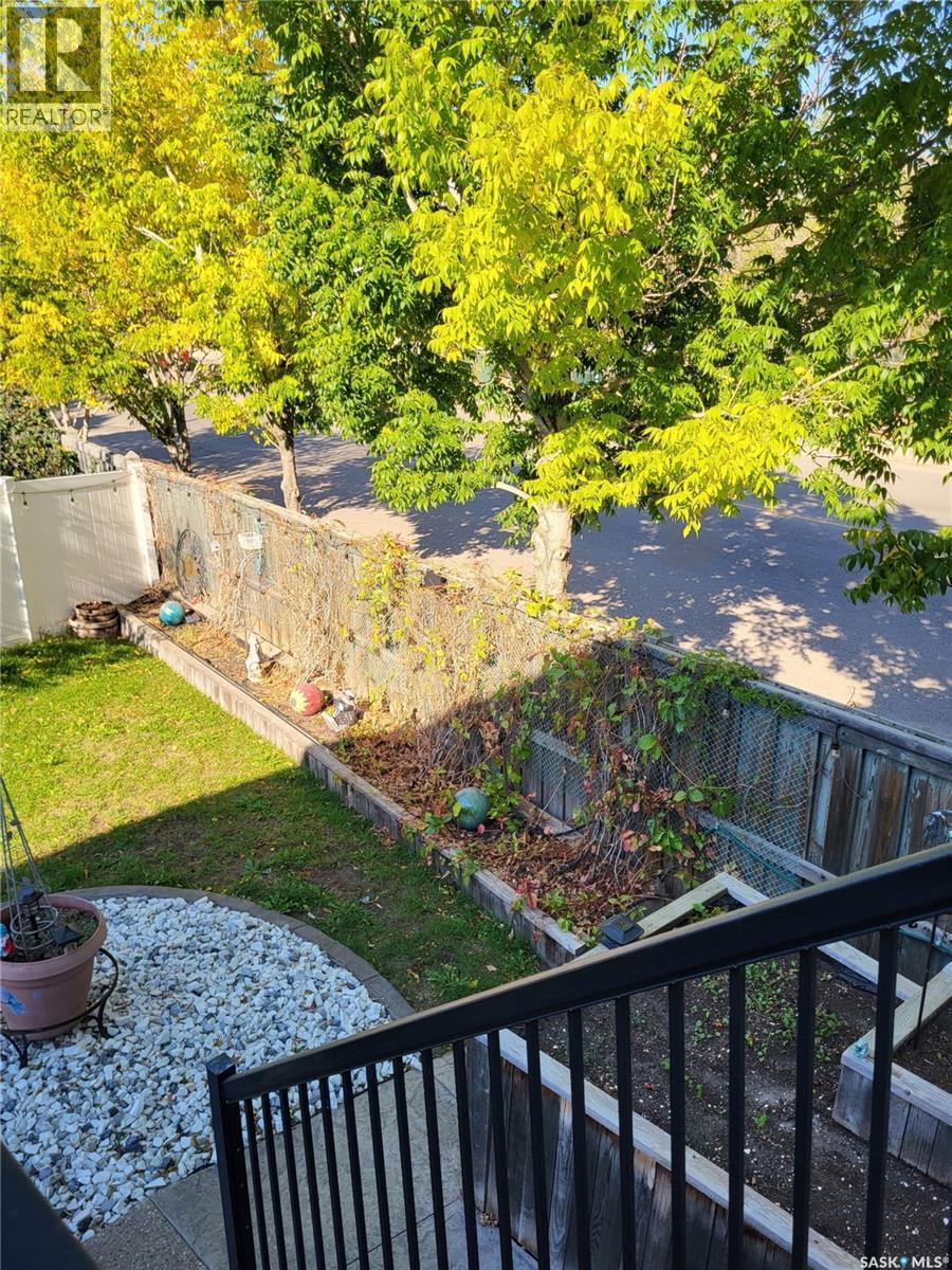 2433 Jameson Crescent, Regina, SK - Outdoor