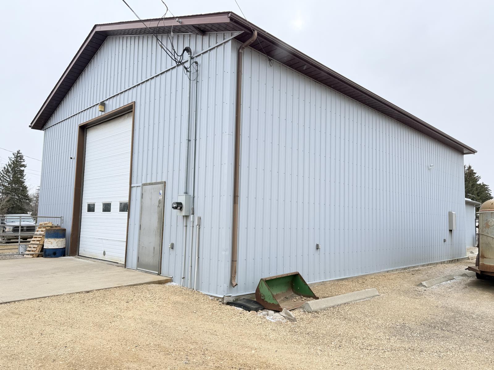 10256 107 St, Westlock, AB