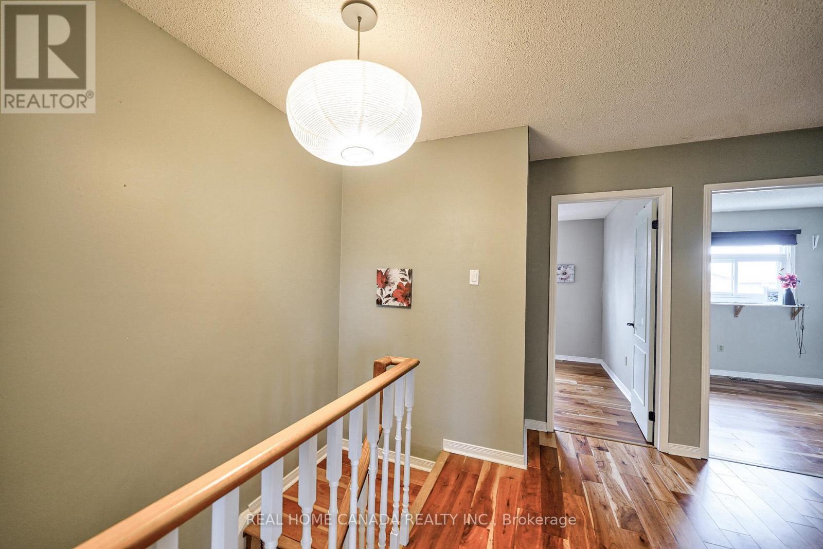 540 Bluesky Cres, Mississauga, ON - Indoor Photo Showing Other Room
