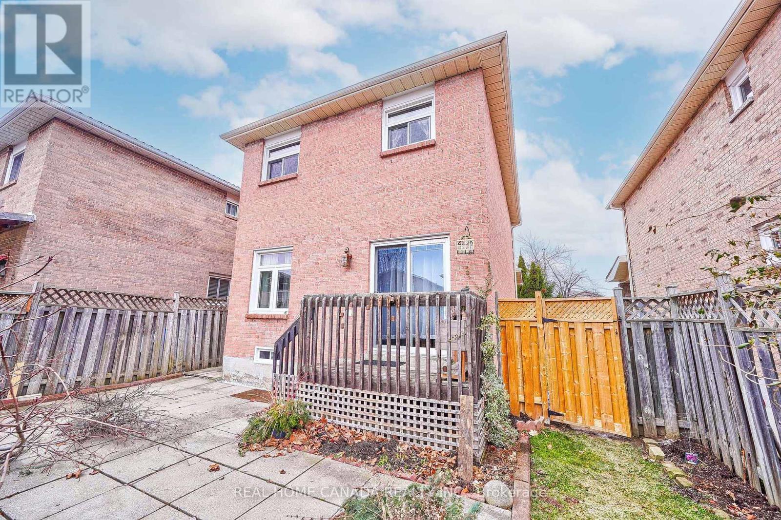 540 Bluesky Cres, Mississauga, ON - Outdoor With Deck Patio Veranda With Exterior