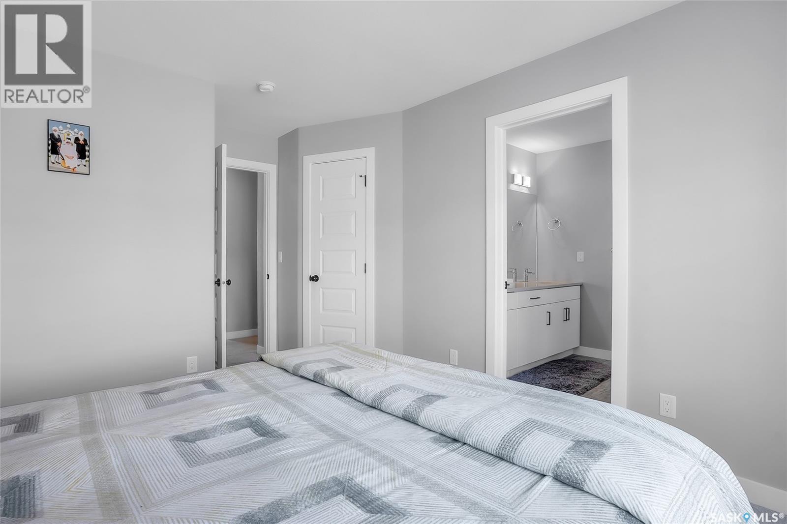 608 Brighton Gate, Saskatoon, SK - Indoor Photo Showing Bedroom