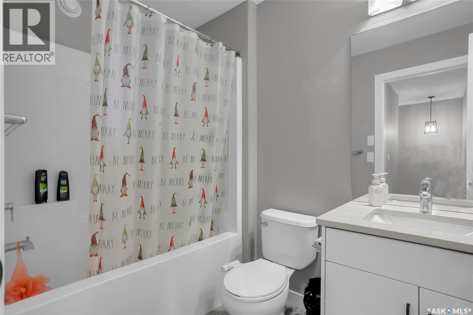 608 Brighton Gate, Saskatoon, SK - Indoor Photo Showing Bathroom