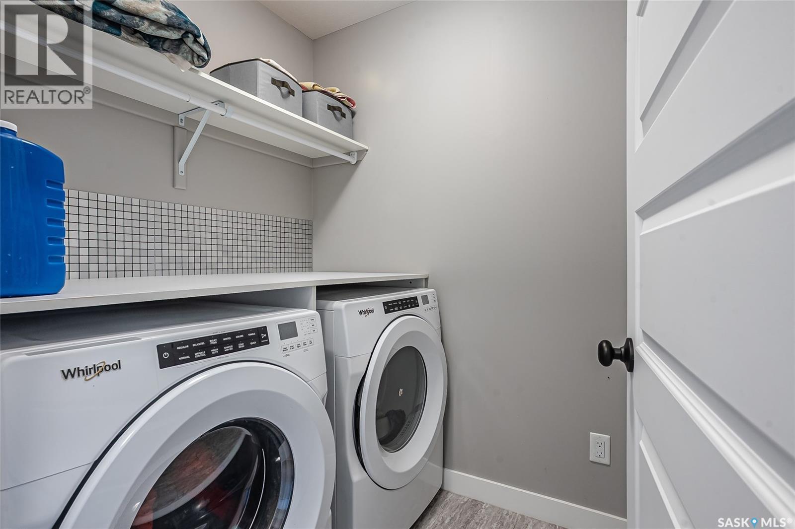 608 Brighton Gate, Saskatoon, SK - Indoor Photo Showing Laundry Room
