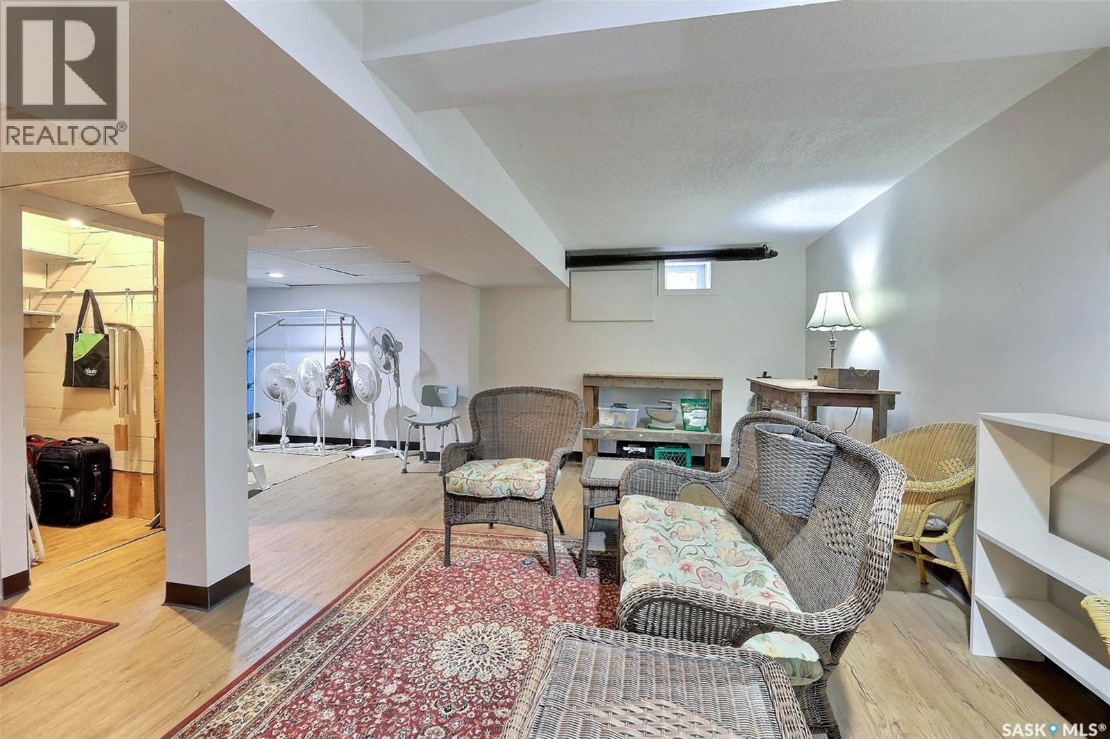 2834 Rae Street, Regina, SK - Indoor