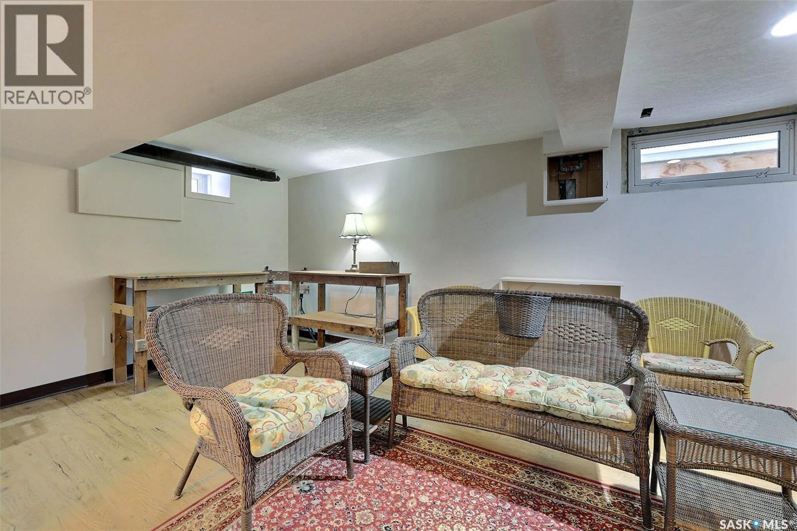 2834 Rae Street, Regina, SK - Indoor