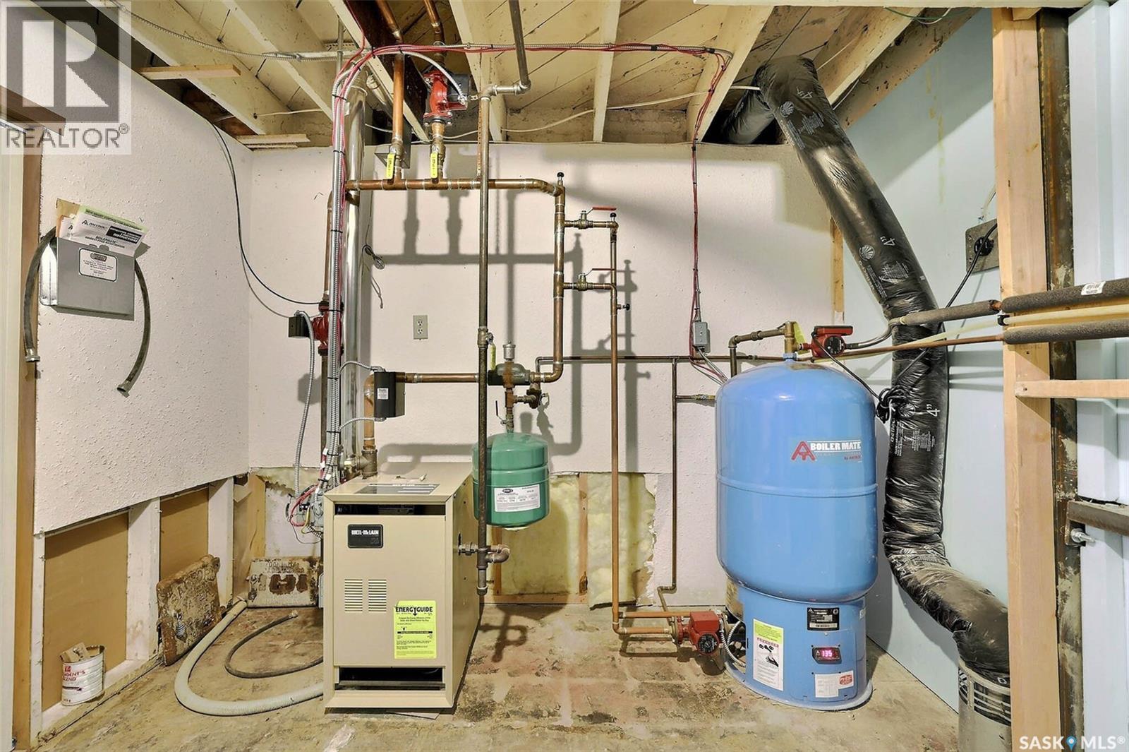 2834 Rae Street, Regina, SK - Indoor Photo Showing Basement